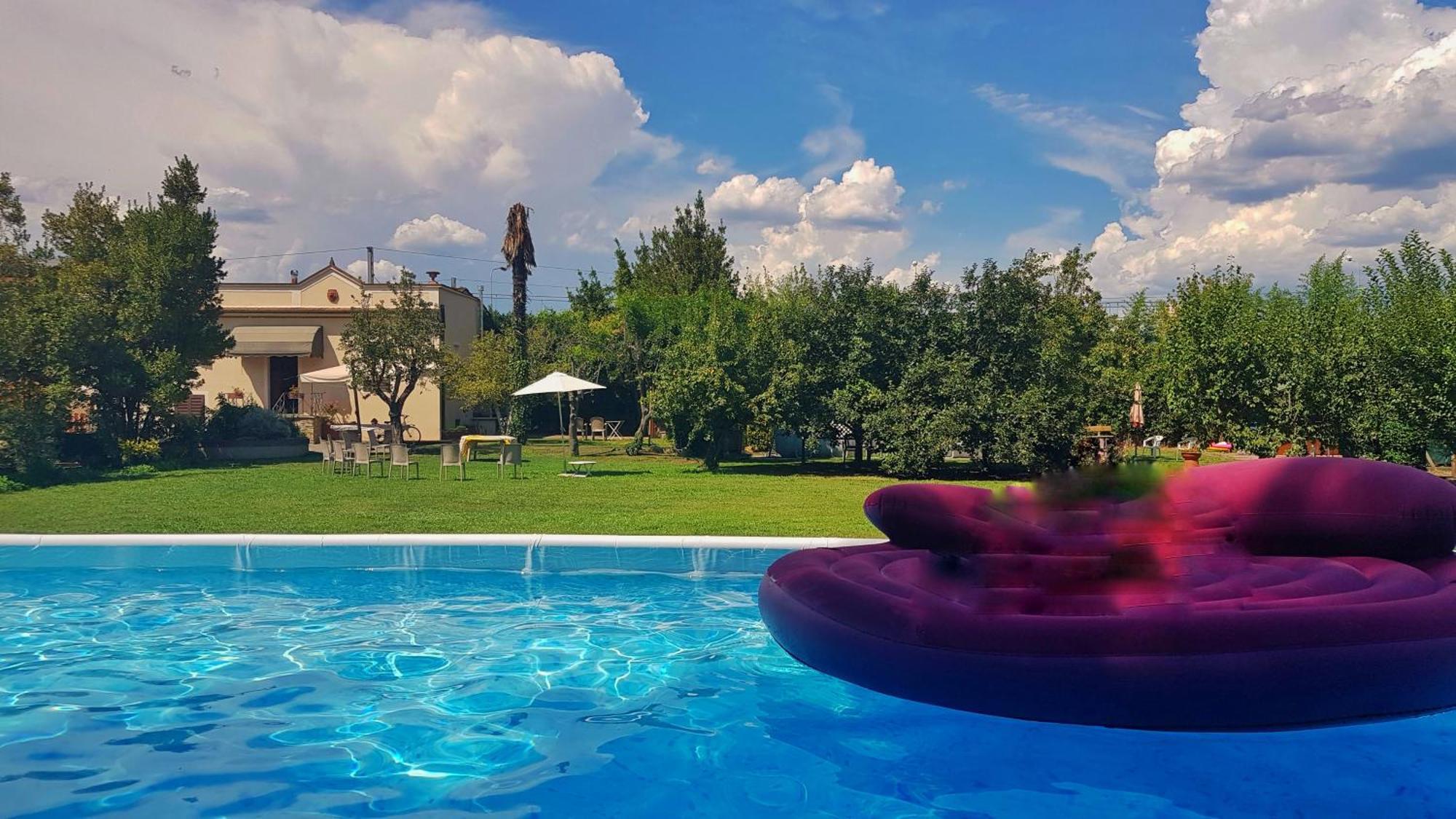 Villa Camilla - Tiny - Exclusive Pool Lucca Exteriör bild